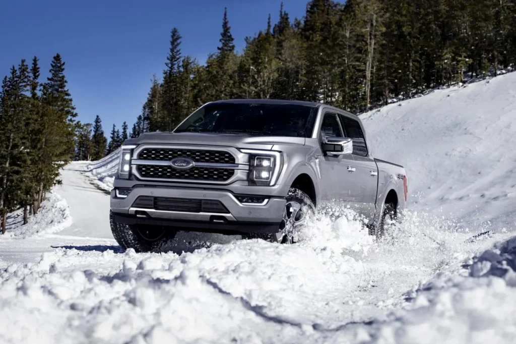truck-on-snowy-road